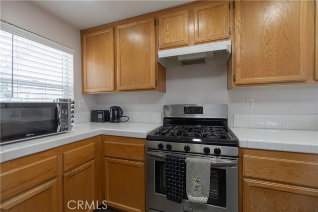 Detail Gallery Image 15 of 52 For 2594 S Buena Vista Ave, Corona,  CA 92882 - 3 Beds | 2/1 Baths