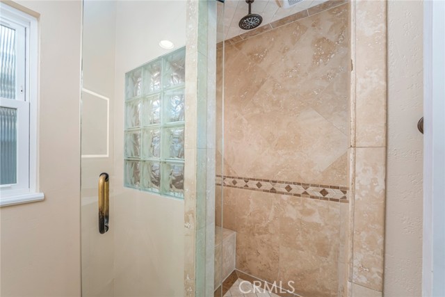 Detail Gallery Image 17 of 46 For 26041 Avenida Bonachon, Mission Viejo,  CA 92691 - 4 Beds | 2 Baths