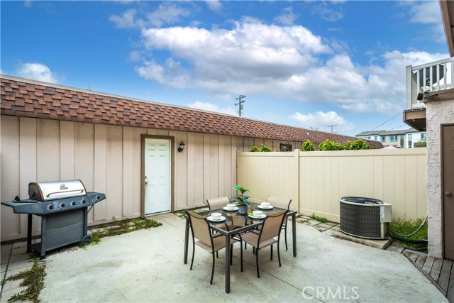 Detail Gallery Image 31 of 35 For 1240 N Citrus Ave #1,  Covina,  CA 91722 - 3 Beds | 3 Baths