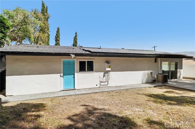 Detail Gallery Image 21 of 23 For 12548 Terra Bella St, Pacoima,  CA 91331 - 3 Beds | 2 Baths