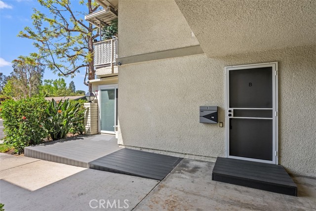 Detail Gallery Image 3 of 21 For 789 via Los Altos #B,  Laguna Woods,  CA 92637 - 2 Beds | 2 Baths
