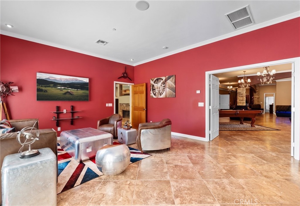 MLS #CV26167917 image #3