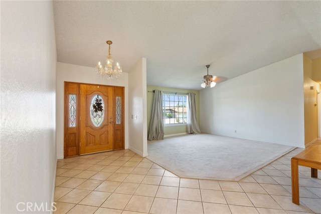 4740 Brookhill Ter, Jurupa Valley CA: https://media.crmls.org/medias/f544f637-5bcf-41ac-a156-79d3a866b659.jpg