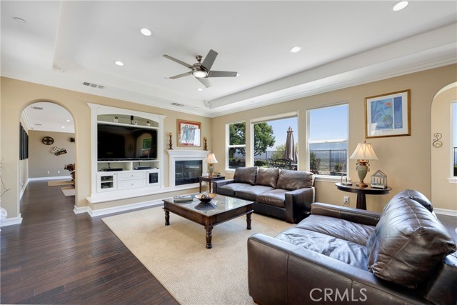 3836 Jutland Lane, Yorba Linda CA: https://media.crmls.org/medias/f5464d82-ca1c-4556-80e2-e01a16ce3970.jpg