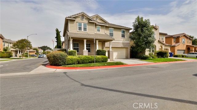 1748 Yvonne Court, Riverside CA: https://media.crmls.org/medias/f546c1f9-d2cd-4345-8304-b16224099c8b.jpg