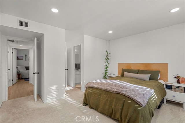 Detail Gallery Image 16 of 33 For 6475 Twin Circle Ln #3,  Simi Valley,  CA 93063 - 2 Beds | 2 Baths