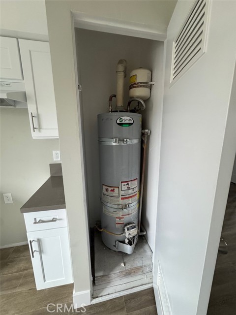 Detail Gallery Image 36 of 71 For 9205 S San Pedro St, Los Angeles,  CA 90003 - – Beds | – Baths