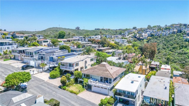 Detail Gallery Image 53 of 70 For 1044 Noria St, Laguna Beach,  CA 92651 - 4 Beds | 3/1 Baths