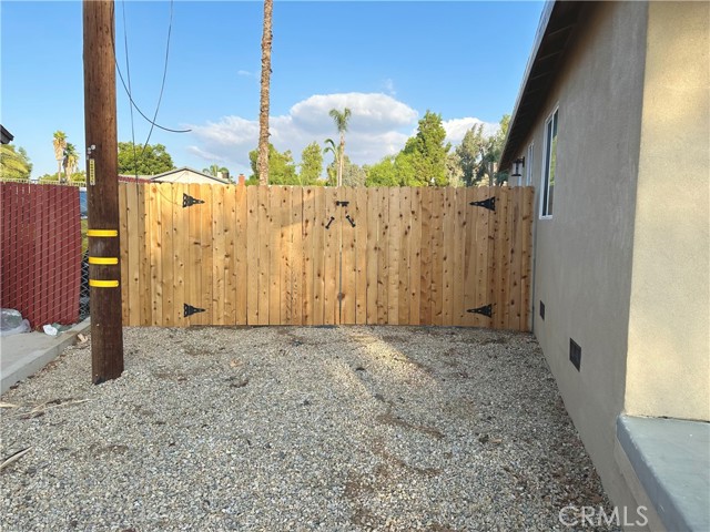 Detail Gallery Image 7 of 33 For 22450 Ramona Ave, Nuevo,  CA 92567 - 4 Beds | 2 Baths