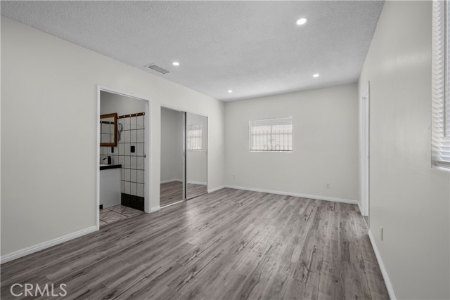 Detail Gallery Image 24 of 43 For 10117 Sharp Ave, Arleta,  CA 91331 - 4 Beds | 2/1 Baths