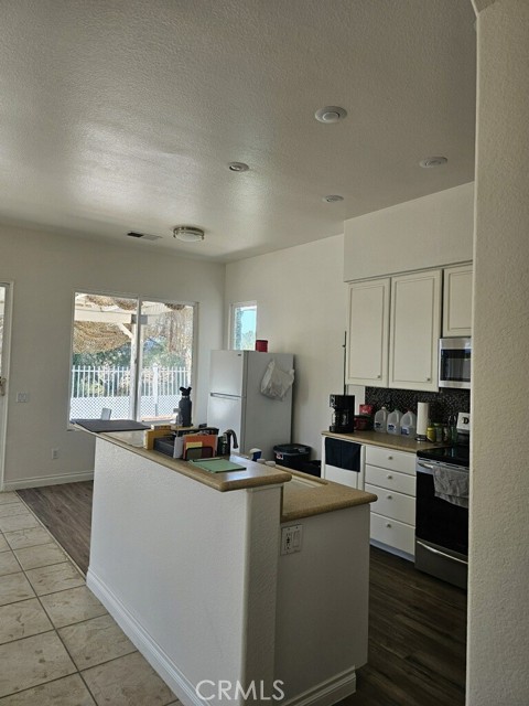 Detail Gallery Image 12 of 22 For 45665 Calle Ayora, Temecula,  CA 92592 - 3 Beds | 2 Baths