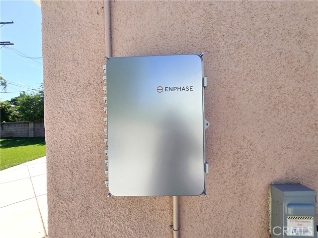 Detail Gallery Image 19 of 28 For 10126 Collett, North Hills,  CA 91343 - 4 Beds | 2 Baths