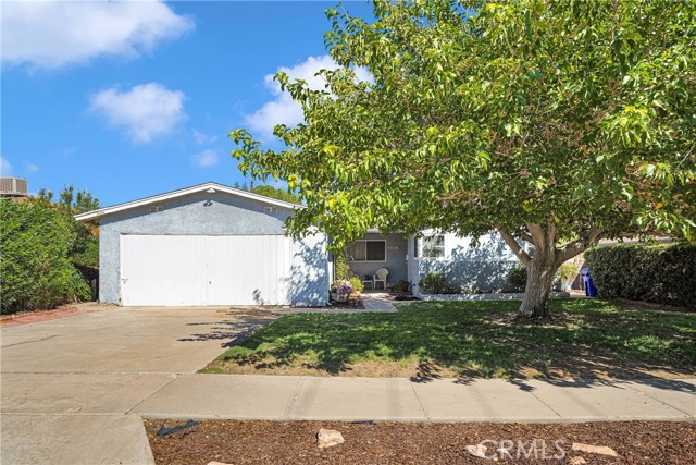 Detail Gallery Image 1 of 1 For 16126 Colina St, Victorville,  CA 92395 - 3 Beds | 2 Baths