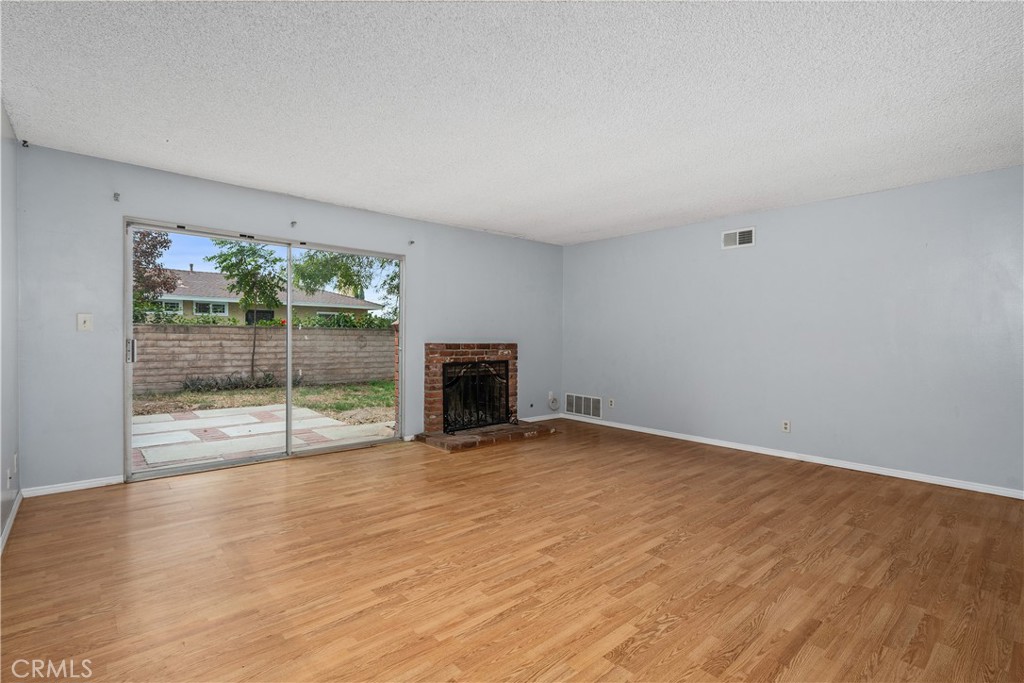 MLS #SR25258211 image #4