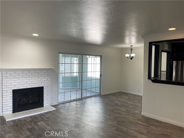 6441 San Diego Dr, Buena Park CA: https://media.crmls.org/medias/f54a037d-9f45-4c1b-a081-d3f91b0eeb1d.jpg