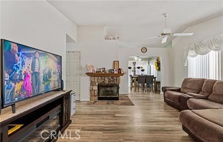 Detail Gallery Image 4 of 38 For 2906 Summer Set Cir, Banning,  CA 92220 - 2 Beds | 2 Baths