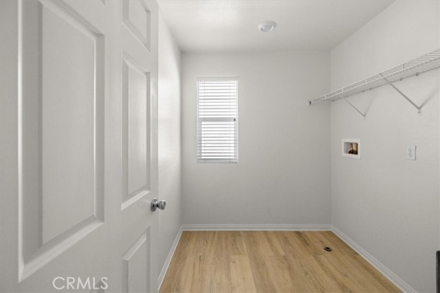 5585 Bella Way, Fontana CA: https://media.crmls.org/medias/f54a60c7-2e3d-4485-a0b4-27eb0e3ac7bb.jpg