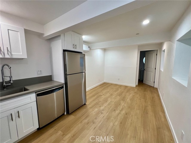 Detail Gallery Image 36 of 45 For 654 Penrith, Los Angeles,  CA 90023 - 6 Beds | 5 Baths