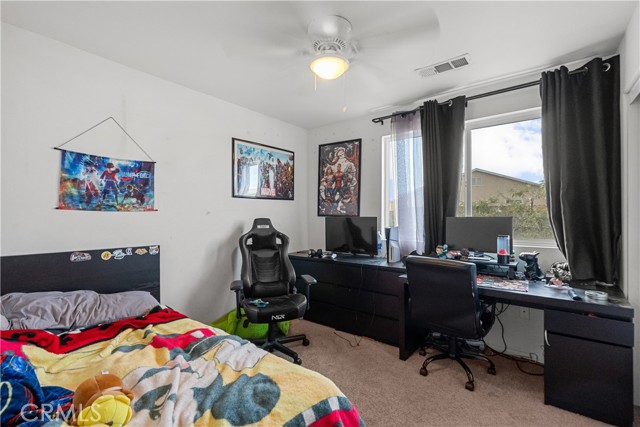 Detail Gallery Image 19 of 25 For 26142 Gravett Pl, Saugus,  CA 91350 - 4 Beds | 3 Baths