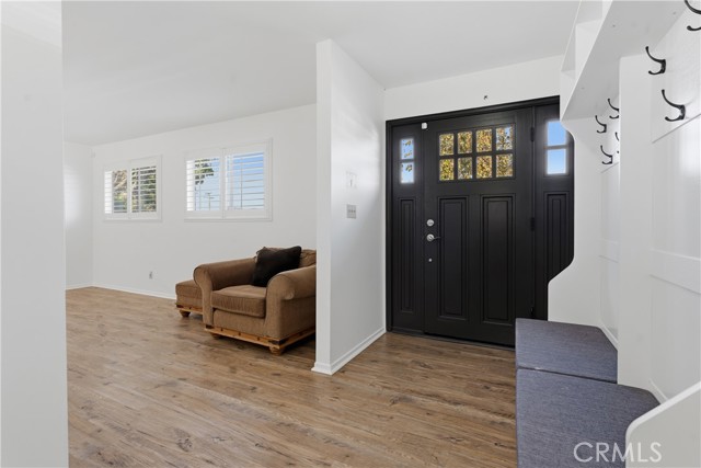 Detail Gallery Image 6 of 34 For 5604 Katherine, Simi Valley,  CA 93063 - 2 Beds | 1 Baths