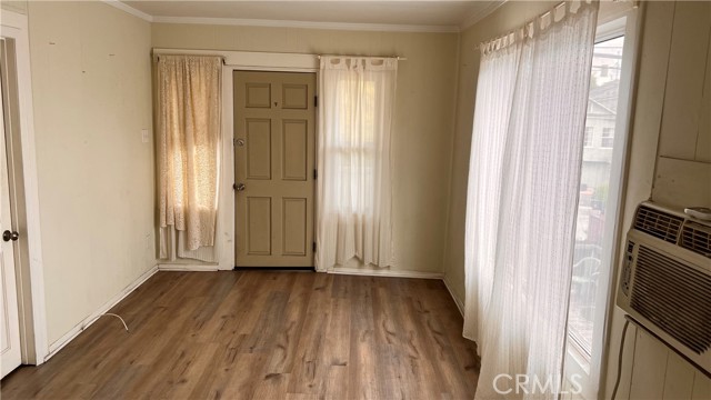 1600 W Court Street, Los Angeles CA: https://media.crmls.org/medias/f54c36b2-396a-4a48-959e-26532e4ef678.jpg