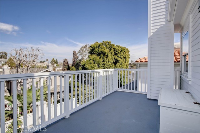 763 29th Street, Manhattan Beach, California 90266, 5 Bedrooms Bedrooms, ,5 BathroomsBathrooms,Residential,Sold,29th,SB22085465