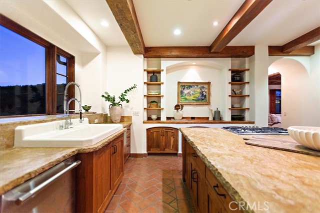 Detail Gallery Image 14 of 75 For 2835 Hermitage Rd, Ojai,  CA 93023 - 8 Beds | 6/2 Baths