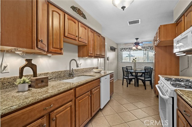 Detail Gallery Image 10 of 34 For 2590 Temescal Ave, Norco,  CA 92860 - 4 Beds | 2 Baths
