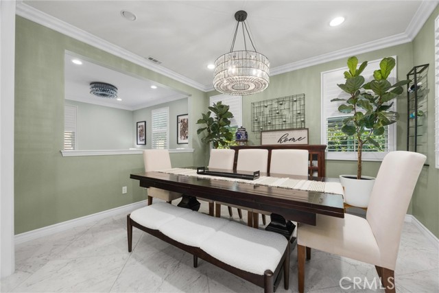 28537 Vista Del Rio Drive, Valencia CA: https://media.crmls.org/medias/f54cc7e0-2f28-4f78-9b2a-98495ce0675a.jpg
