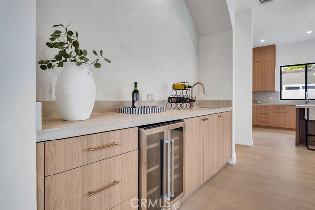 Wet bar