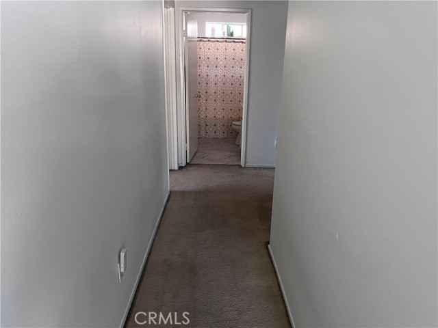 2005 E 120th Street, Los Angeles CA: https://media.crmls.org/medias/f54cf321-deba-404e-9652-2c45065dd41e.jpg