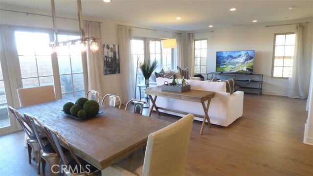202 Via Galicia, San Clemente CA: https://media.crmls.org/medias/f54d2924-5d99-4c5f-b944-54278efeb49a.jpg