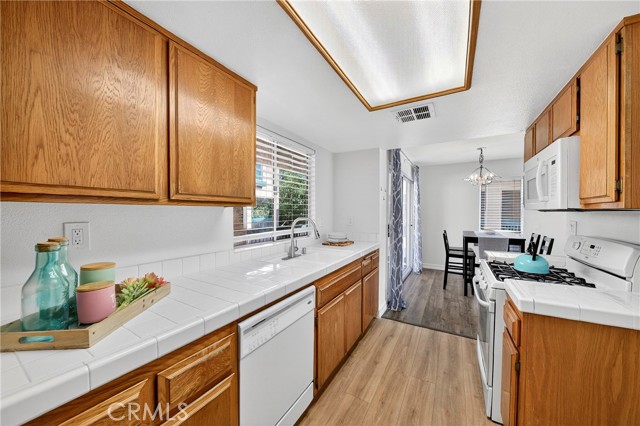 Detail Gallery Image 10 of 51 For 22123 S Figueroa St #139,  Carson,  CA 90745 - 3 Beds | 2/1 Baths
