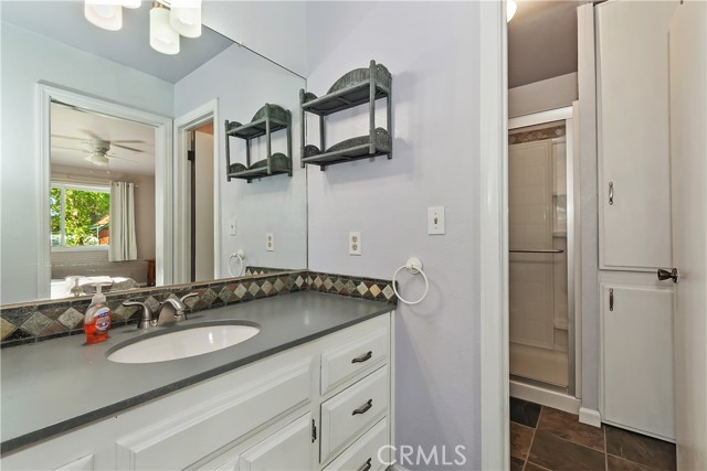 2208 Manzanita Lane, Big Bear City CA: https://media.crmls.org/medias/f54eb71b-ffe2-4c12-b5f2-738034b502e2.jpg