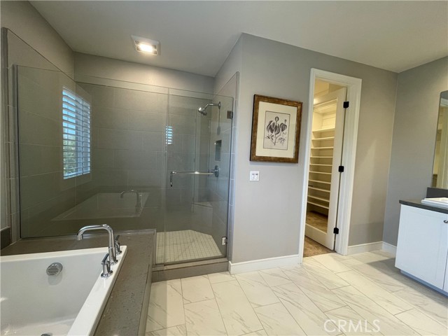 170 Villa Ridge, Irvine CA: https://media.crmls.org/medias/f55004c9-1162-4362-bbf7-c19342a89c38.jpg