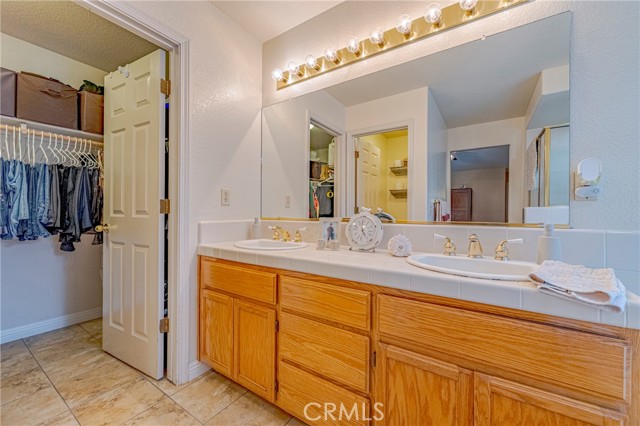 Detail Gallery Image 29 of 63 For 726 Nighthawk, Merced,  CA 95340 - 4 Beds | 3 Baths