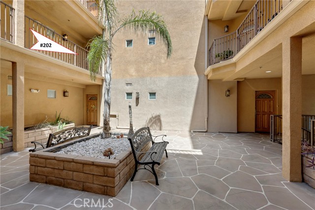 1515 Grismer, 202 photo 9