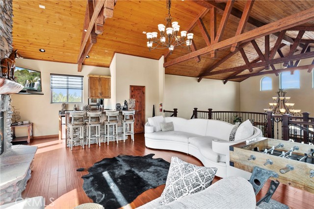 858 Fox Tower Way, Big Bear Lake CA: https://media.crmls.org/medias/f550f252-6f0a-4e70-b524-4de57b7a2ec4.jpg