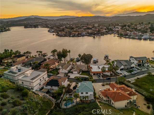 Detail Gallery Image 57 of 72 For 22391 San Joaquin, Canyon Lake,  CA 92587 - 4 Beds | 2/1 Baths