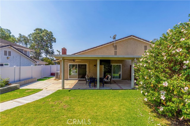 Detail Gallery Image 20 of 23 For 3862 Ravenswood Dr, Yorba Linda,  CA 92886 - 3 Beds | 2 Baths
