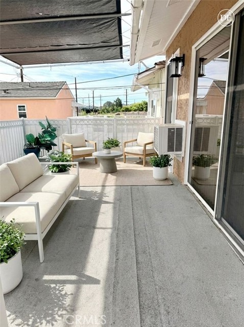 Detail Gallery Image 8 of 30 For 1316 N Hollywood Way, Burbank,  CA 91505 - 2 Beds | 1 Baths