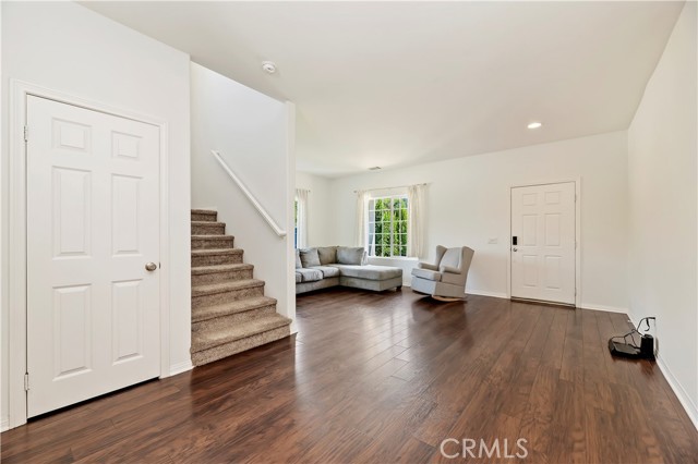 7066 Hayden Avenue, Corona CA: https://media.crmls.org/medias/f552fdec-0188-457d-91b5-b049eaecc30e.jpg