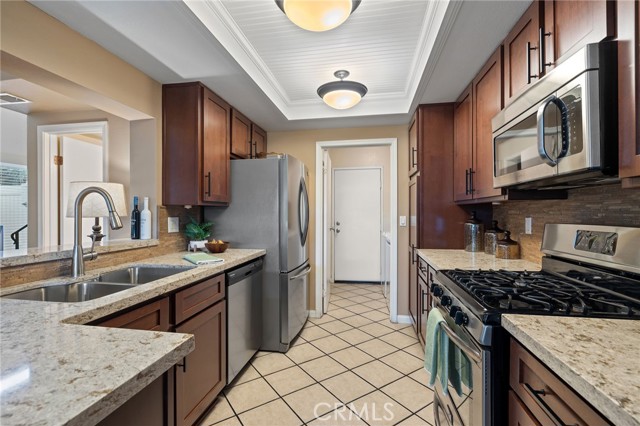 Detail Gallery Image 15 of 45 For 345 S Monte Vista, La Habra,  CA 90631 - 2 Beds | 3 Baths