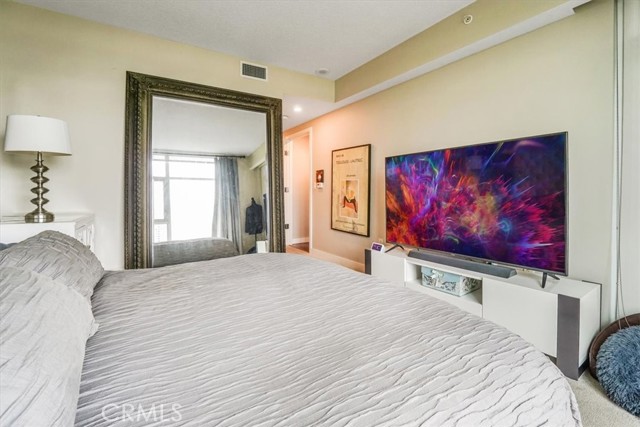 3141 Michelson Drive, Irvine CA: https://media.crmls.org/medias/f55334c3-e207-4fc4-917f-e005211afffb.jpg