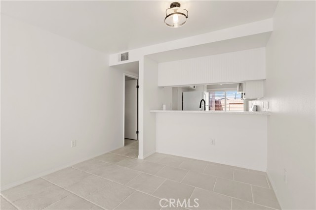 Detail Gallery Image 11 of 30 For 616 S Santa Fe, Hemet,  CA 92543 - 2 Beds | 2 Baths