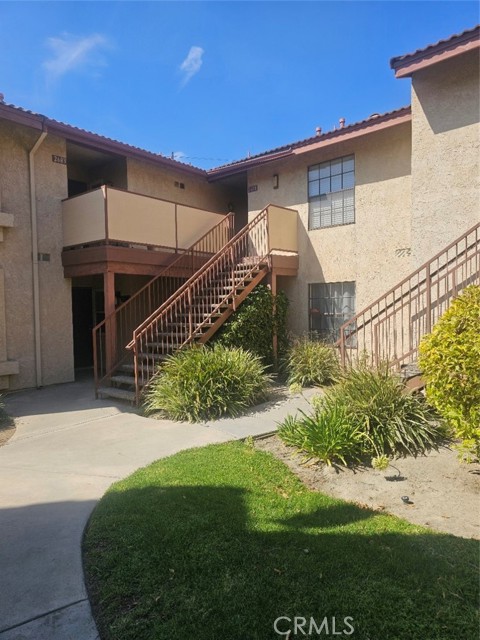 2681 W Cameron Court, Anaheim CA: https://media.crmls.org/medias/f553f92a-c550-47c0-a48b-9eef82d573fd.jpg