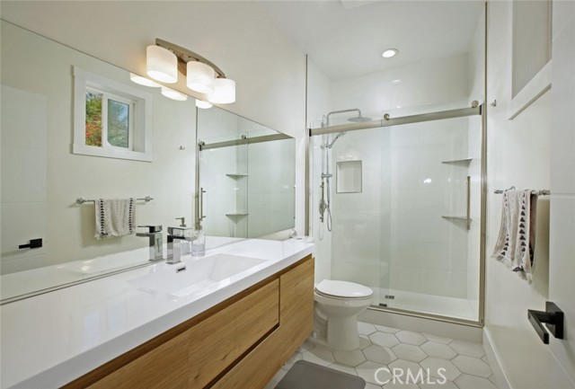 Detail Gallery Image 37 of 45 For 11101 Sarah St, Toluca Lake,  CA 91602 - 6 Beds | 5 Baths