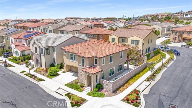 Detail Gallery Image 4 of 50 For 1901 Aliso Canyon Dr, Lake Forest,  CA 92610 - 5 Beds | 4 Baths