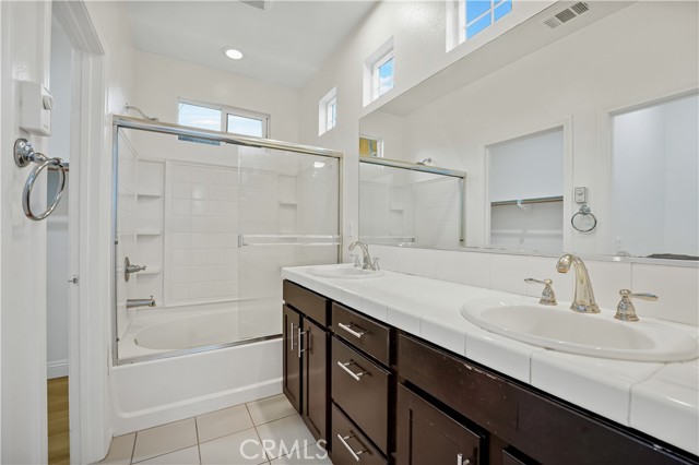 Detail Gallery Image 20 of 30 For 10556 Fuchsia Cir, Santa Fe Springs,  CA 90670 - 4 Beds | 3/1 Baths