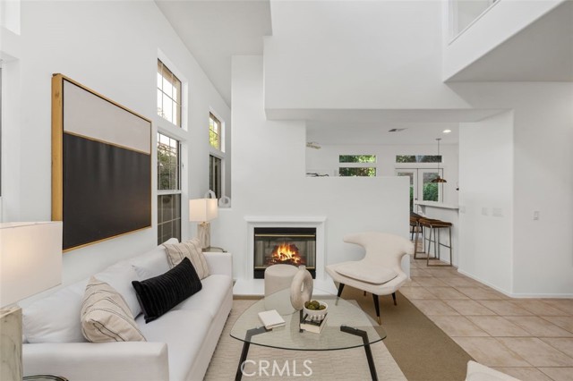 Detail Gallery Image 17 of 36 For 3015 E Avenida De Los Arboles, Thousand Oaks,  CA 91362 - 3 Beds | 2/1 Baths